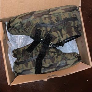 Kids Camo High Top Vans